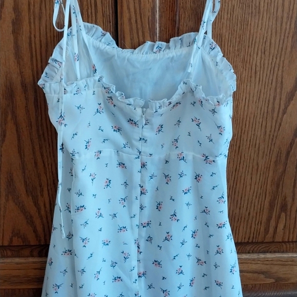 Lulus NWT Women's XS Wildflower Floral Print Tie-Strap Mini Dress White Multi - Picture 7 of 11